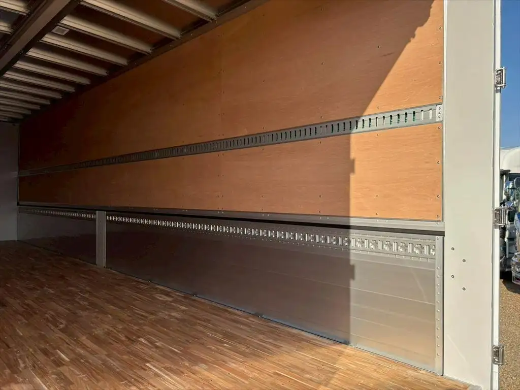 三菱 スーパーグレート 大型 ウイング ハイルーフ エアサスの中古トラック画像10