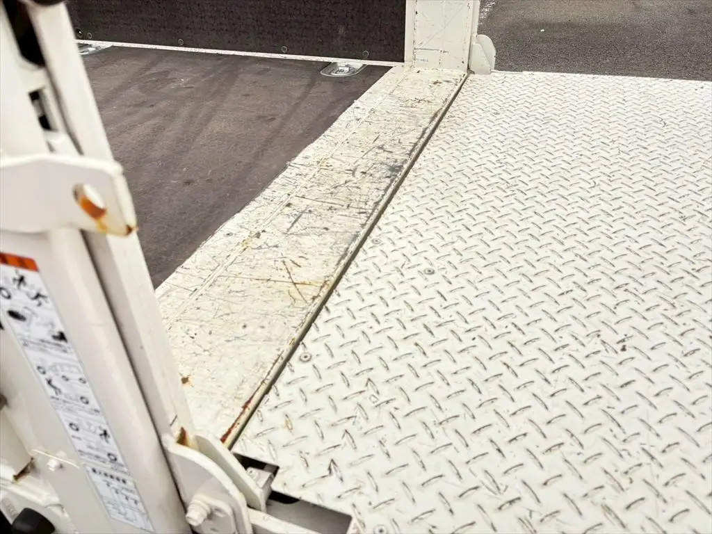 日野 デュトロ 小型 平ボディ パワーゲート 2KG-XZU605Mの中古トラック画像11