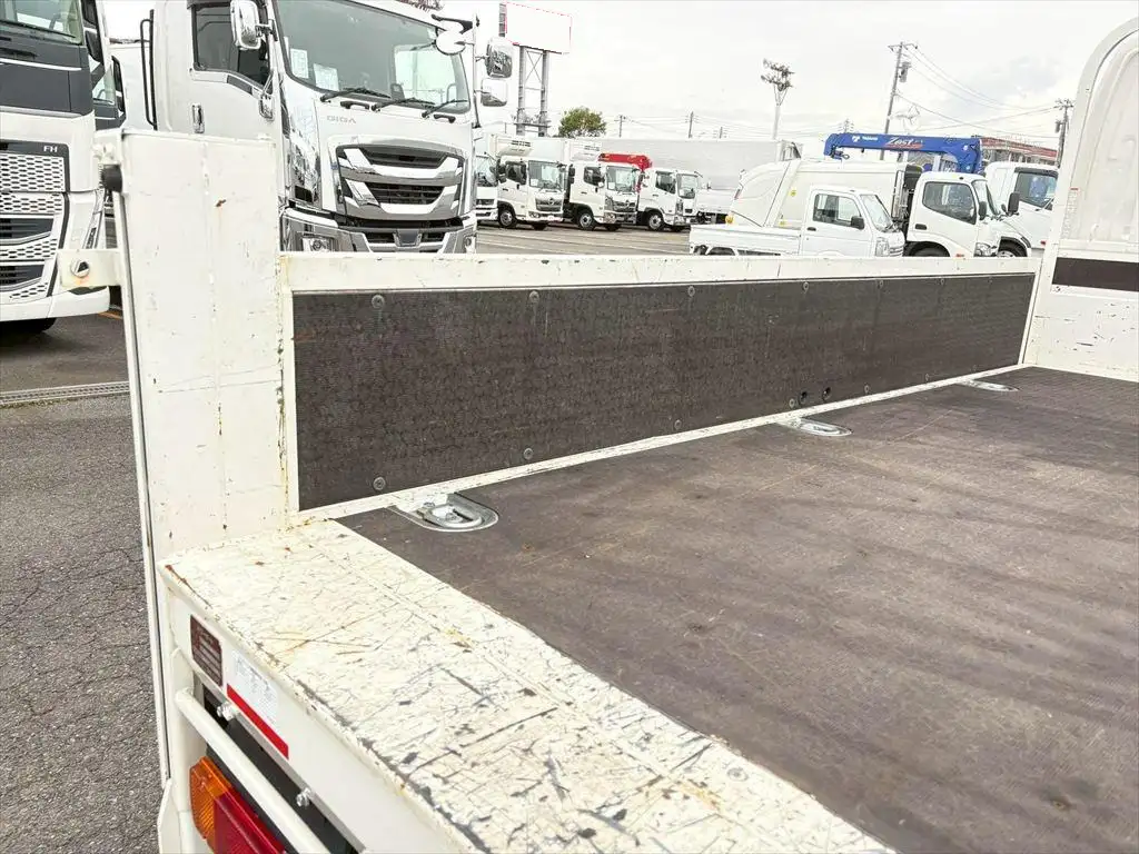 日野 デュトロ 小型 平ボディ パワーゲート 2KG-XZU605Mの中古トラック画像9