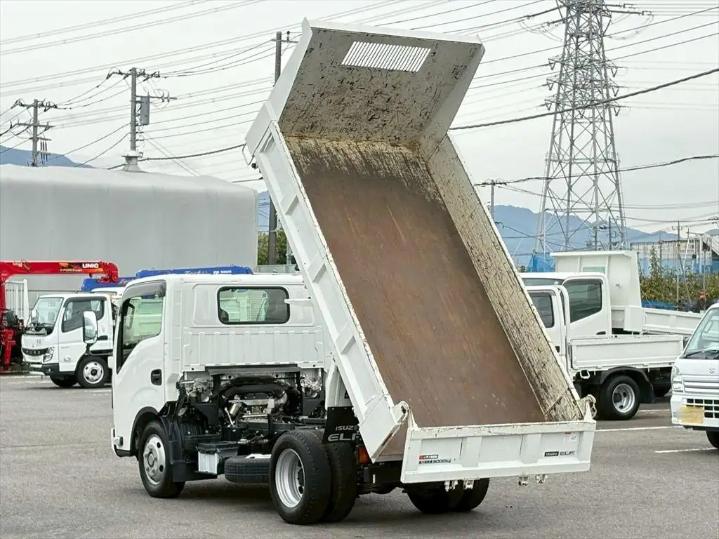 いすゞ エルフ 小型 ダンプ 2RG-NKR88AT R5の中古トラック画像5