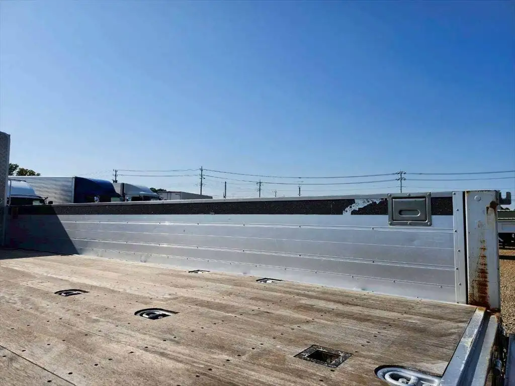 三菱 ファイター 中型/増トン 平ボディ アルミブロック ベッドの中古トラック画像10