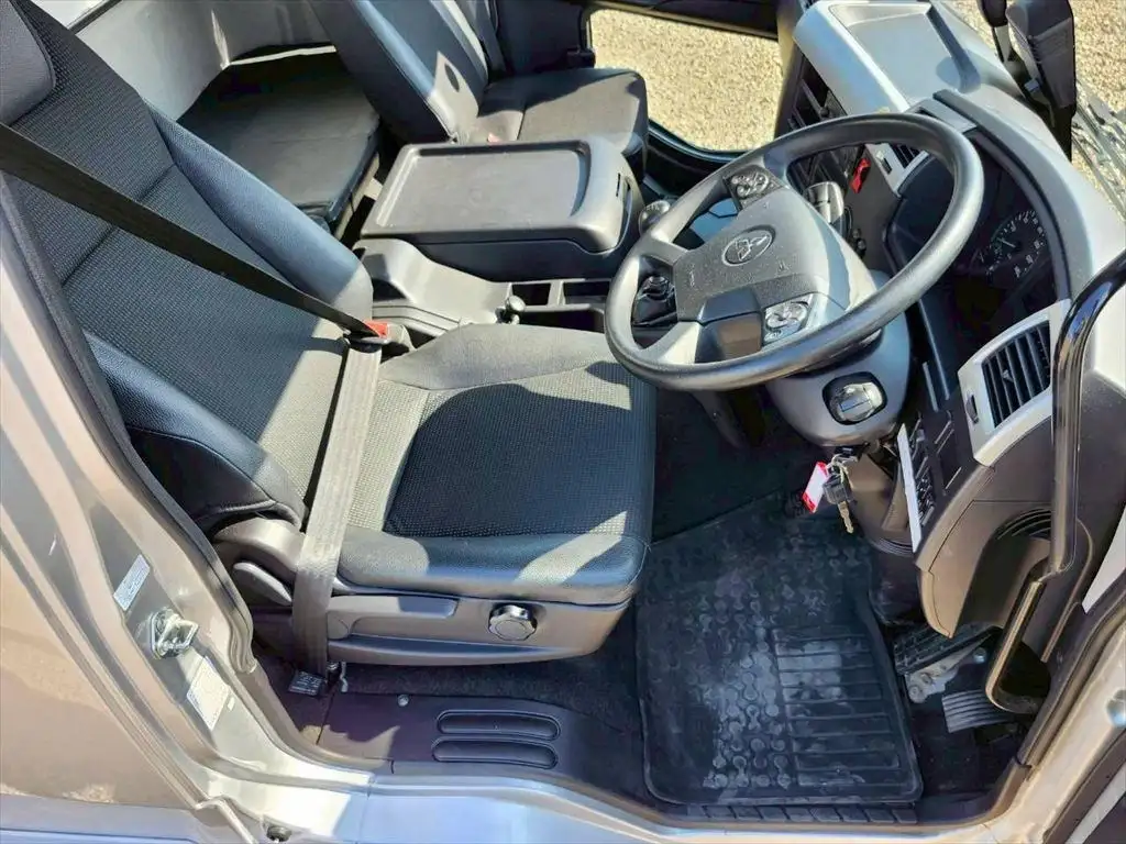 三菱 ファイター 中型/増トン 平ボディ アルミブロック ベッドの中古トラック画像12