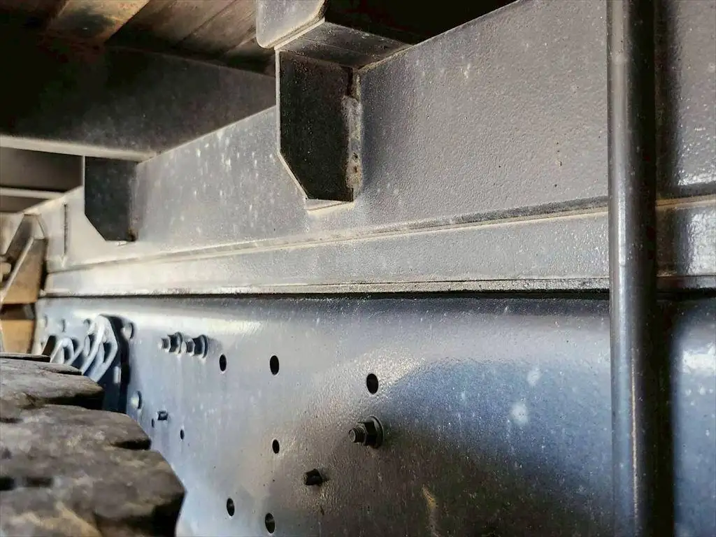 三菱 ファイター 中型/増トン 平ボディ アルミブロック ベッドの中古トラック画像像17