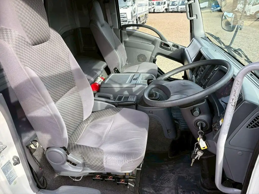 いすゞ フォワード 中型/増トン ウイング パワーゲート エアサスの中古トラック画像12