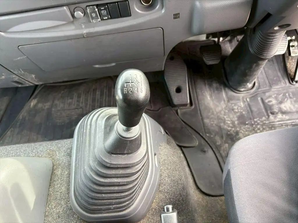 いすゞ フォワード 中型/増トン ウイング パワーゲート エアサスの中古トラック画像13