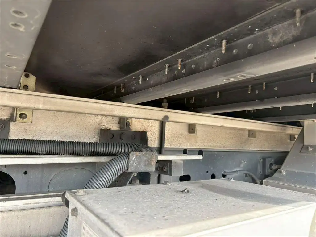 いすゞ フォワード 中型/増トン ウイング パワーゲート エアサスの中古トラック画像19