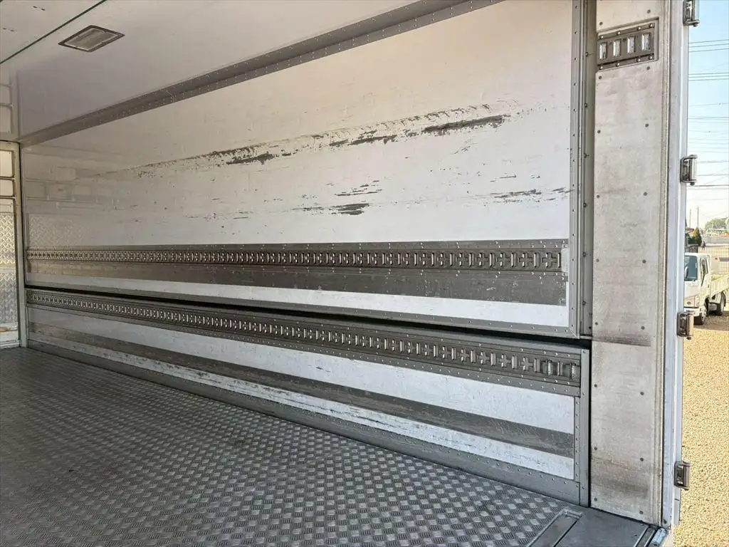 日野 レンジャー 中型/増トン 冷凍冷蔵 冷凍ウイング 低温の中古トラック画像9