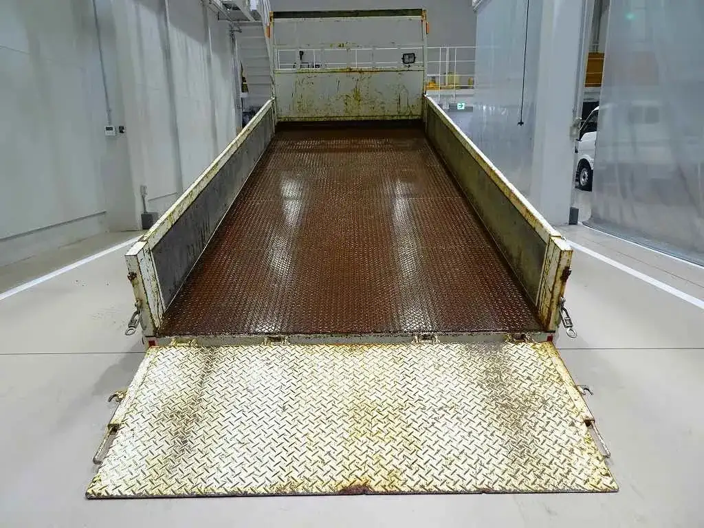 いすゞ エルフ 小型 車両重機運搬 KR-NKR81LV H15の中古トラック画像4