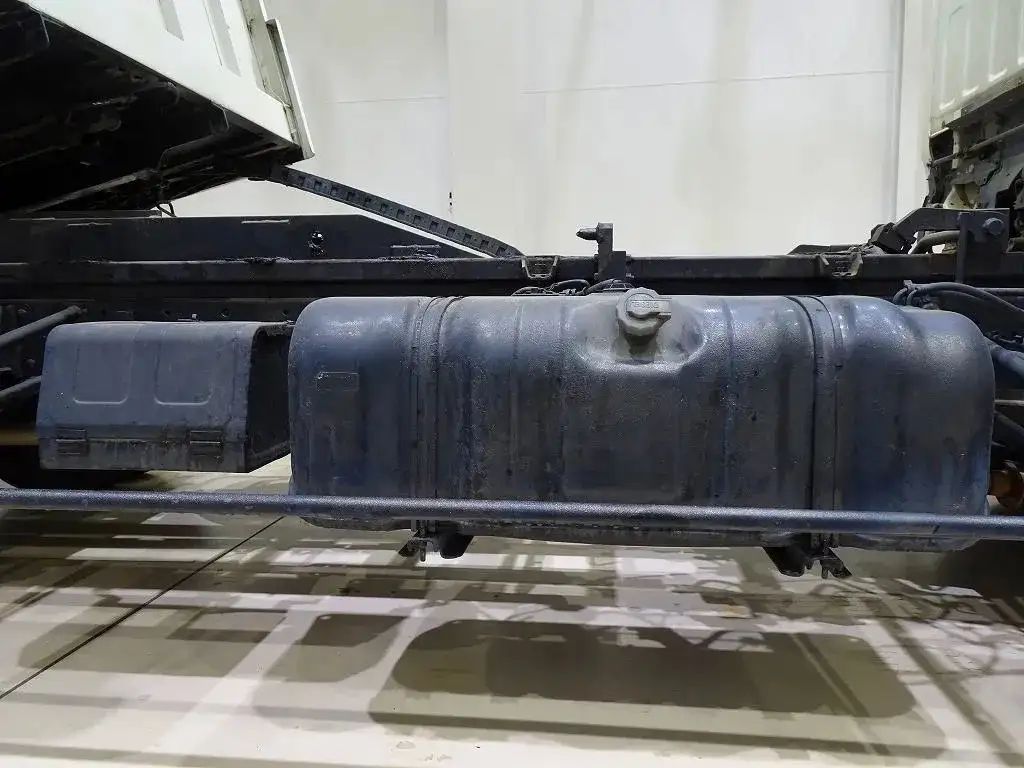 いすゞ エルフ 小型 車両重機運搬 KR-NKR81LV H15の中古トラック画像16