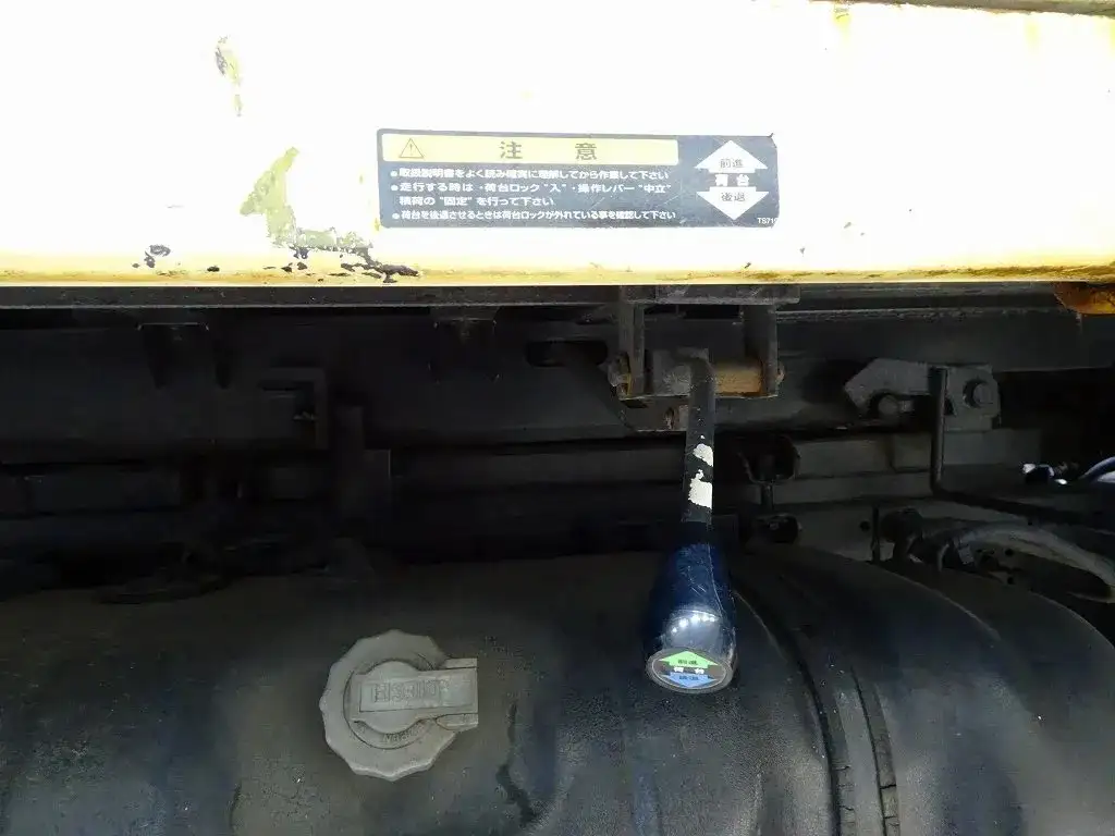 いすゞ エルフ 小型 車両重機運搬 KR-NKR81LV H15の中古トラック画像18