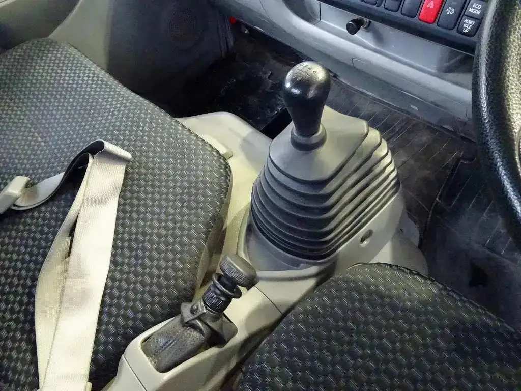 日野 デュトロ 小型 平ボディ 床鉄板 2RG-XZU655Mの中古トラック画像15