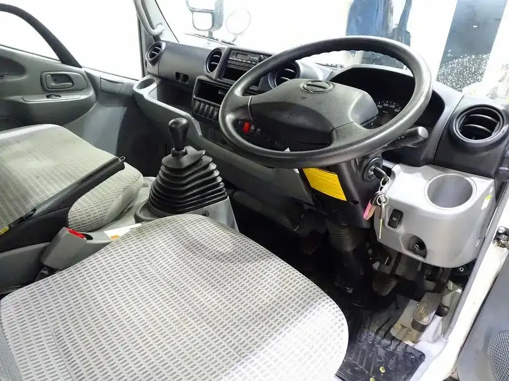 日野 デュトロ 小型 平ボディ TKG-XZC605M H28の中古トラック画像9