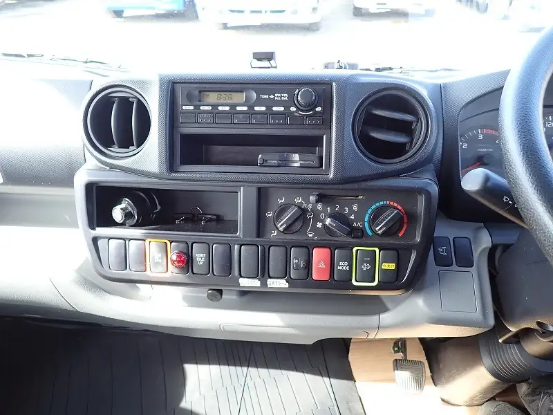 日野 デュトロ 小型 クレーン付 3段 ラジコンの中古トラック画像16