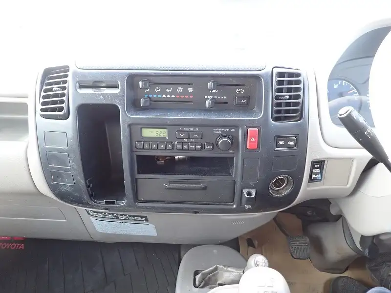 トヨタ ダイナ 小型 ダンプ KK-XZU362D H11の中古トラック画像13