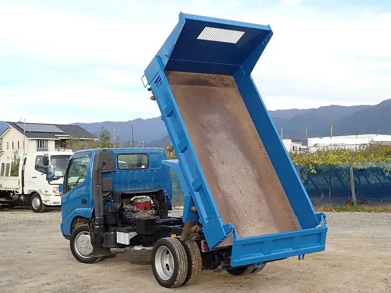 トヨタ ダイナ 小型 ダンプ KK-XZU362D H11の中古トラック画像5