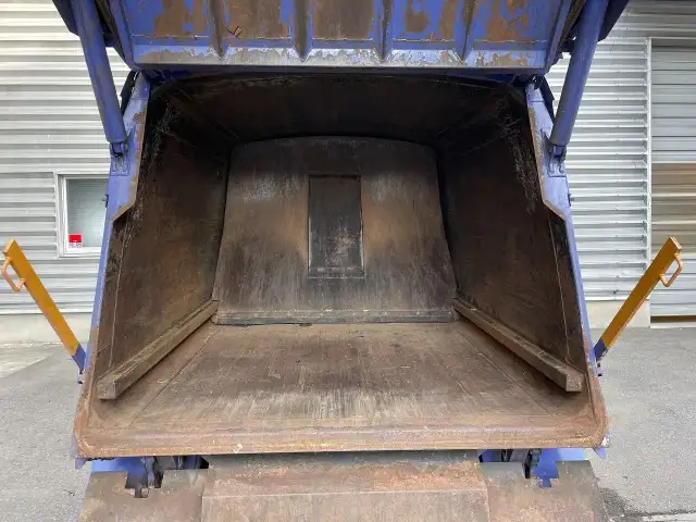 いすゞ エルフ 小型 パッカー車 プレス式 TKG-NKR85YNの中古トラック画像9