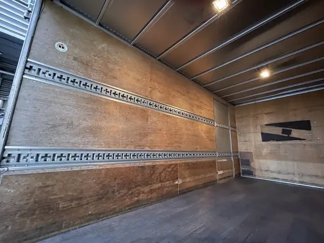 トヨタ ダイナ 小型 アルミバン サイドドア TKG-XZU710の中古トラック画像8