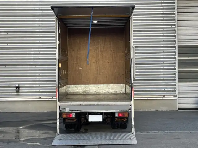 トヨタ ダイナ 小型 アルミバン パワーゲート TPG-XZU605の中古トラック画像3