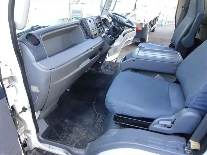 三菱 キャンター 小型 タンク車 バキューム TKG-FEB90の中古トラック画像11