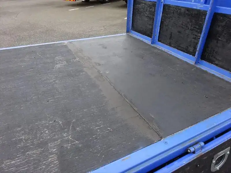 いすゞ エルフ 小型 平ボディ TRG-NKR85A H28の中古トラック画像8