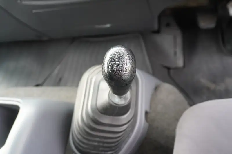 いすゞ フォワード 中型/増トン アルミバン パワーゲート ベッドの中古トラック画像13