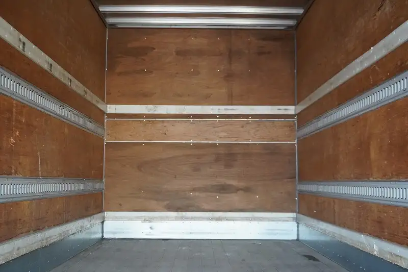 いすゞ フォワード 中型/増トン アルミバン パワーゲート ベッドの中古トラック画像6