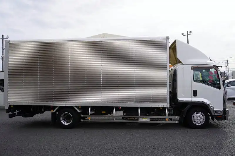 いすゞ フォワード 中型/増トン アルミバン パワーゲート ベッドの中古トラック画像2