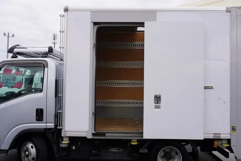 いすゞ エルフ 小型 アルミバン パワーゲート サイドドアの中古トラック画像8