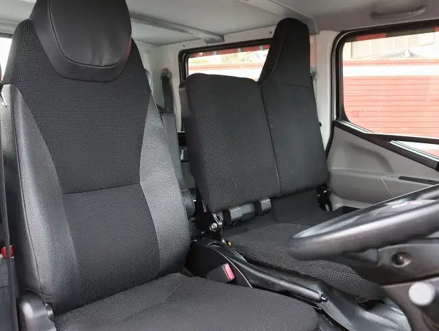 三菱 キャンター 小型 平ボディ Wキャブ パワーゲートの中古トラック画像10