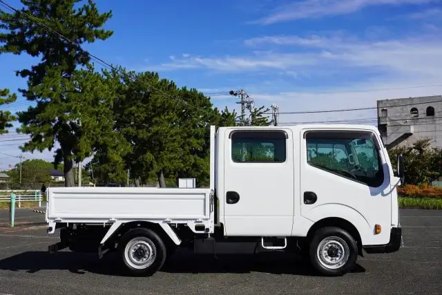 日産 アトラス 小型 平ボディ Wキャブ TKG-SZ5F24の中古トラック画像4