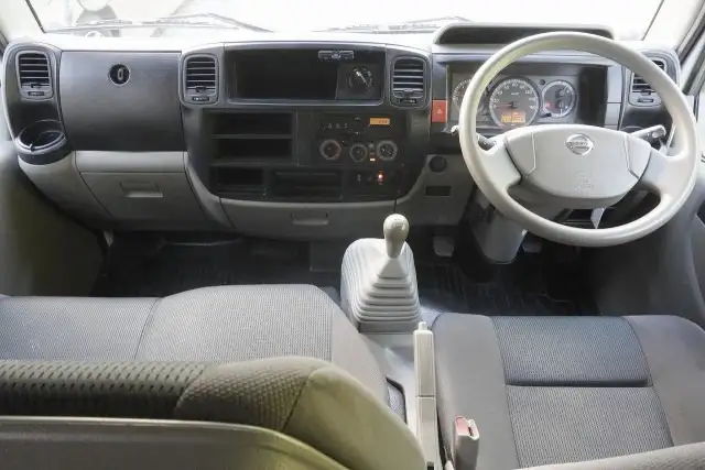 日産 アトラス 小型 平ボディ Wキャブ TKG-SZ5F24の中古トラック画像11