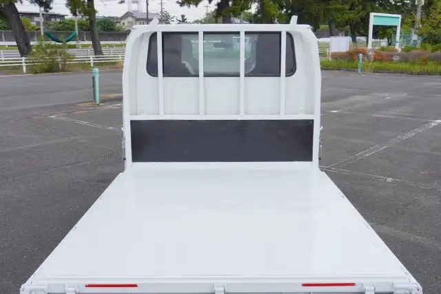 いすゞ エルフ 小型 平ボディ Wキャブ 床鉄板の中古トラック画像10