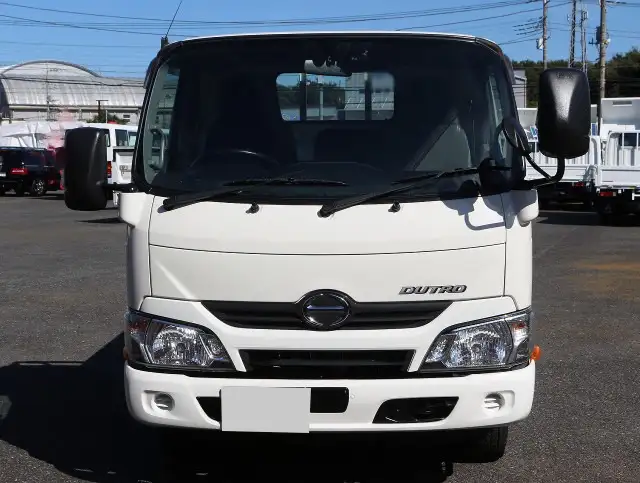 日野 デュトロ 小型 平ボディ TPG-XZU605M H29の中古トラック画像2