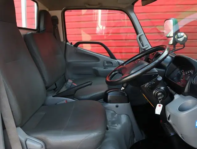 日野 デュトロ 小型 平ボディ TPG-XZU605M H29の中古トラック画像9