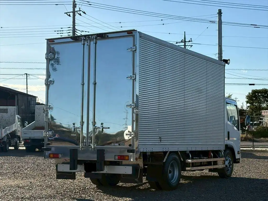 いすゞ エルフ 小型 アルミバン サイドドア 2RG-NPR88YNの中古トラック画像3