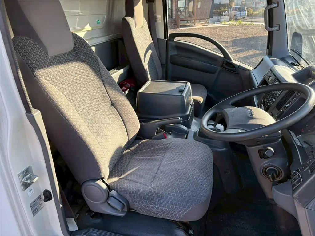 いすゞ エルフ 小型 アルミバン サイドドア 2RG-NPR88YNの中古トラック画像13