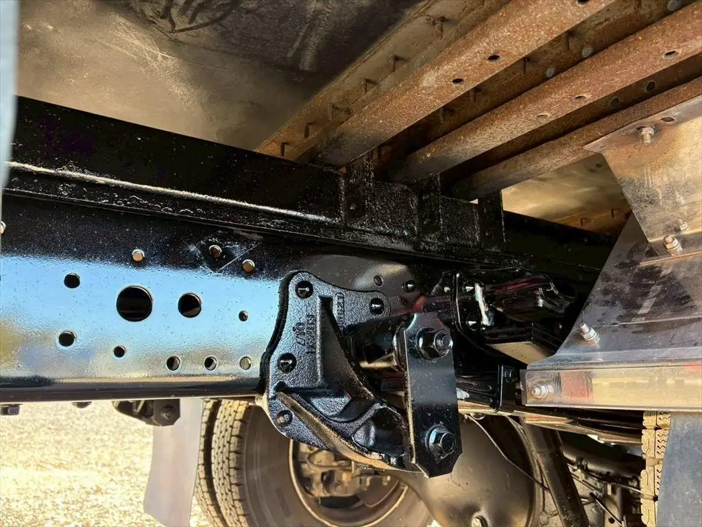 いすゞ エルフ 小型 アルミバン サイドドア 2RG-NPR88YNの中古トラック画像19