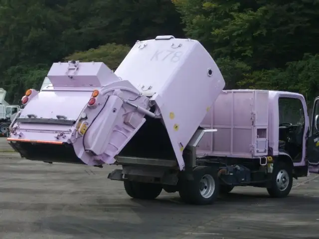 いすゞ エルフ 小型 パッカー車 巻き込み式 回転ダンプ式の中古トラック画像4