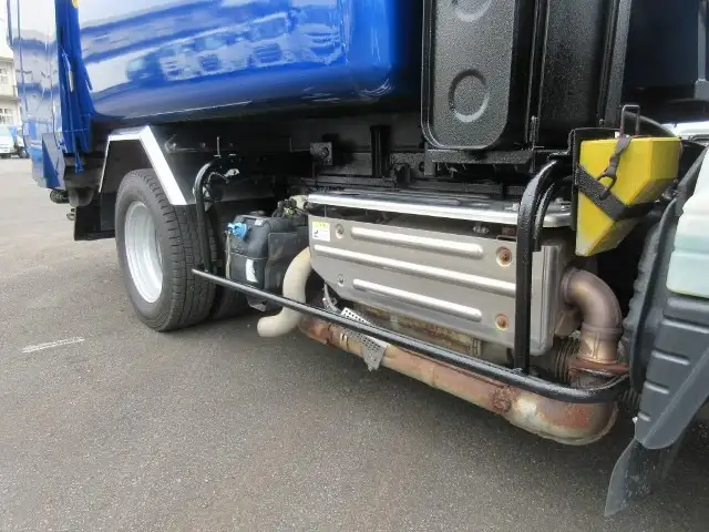 三菱 キャンター 小型 パッカー車 巻き込み式 回転ダンプ式の中古トラック画像像17