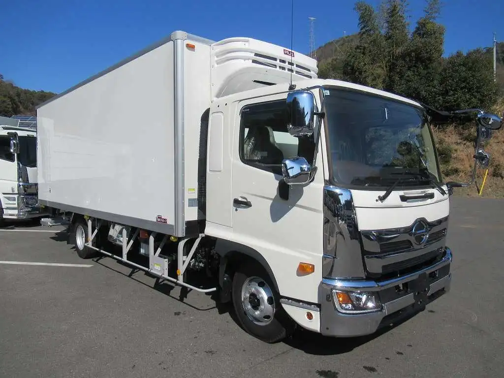 日野 レンジャー 中型/増トン 冷凍冷蔵 低温 パワーゲートの中古トラック画像2