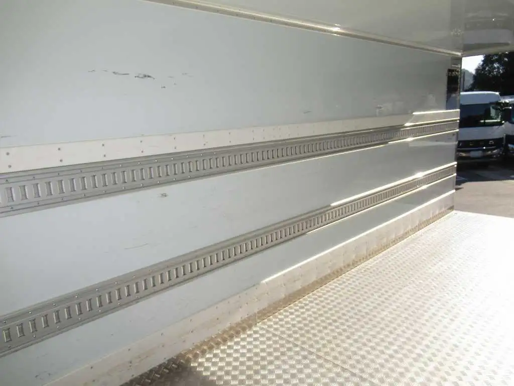 日野 レンジャー 中型/増トン 冷凍冷蔵 低温 パワーゲートの中古トラック画像7