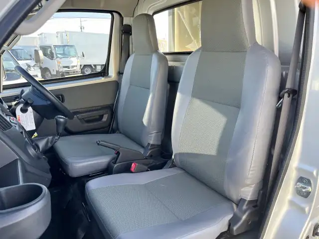 トヨタ タウンエース 小型 平ボディ 5BF-S403U R5の中古トラック画像10