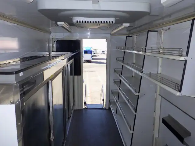 いすゞ エルフ 小型 特殊車両 TPG-NLR85AN H29の中古トラック画像8