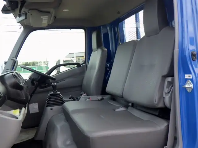 日野 デュトロ 小型 平ボディ パワーゲート 床鉄板の中古トラック画像11