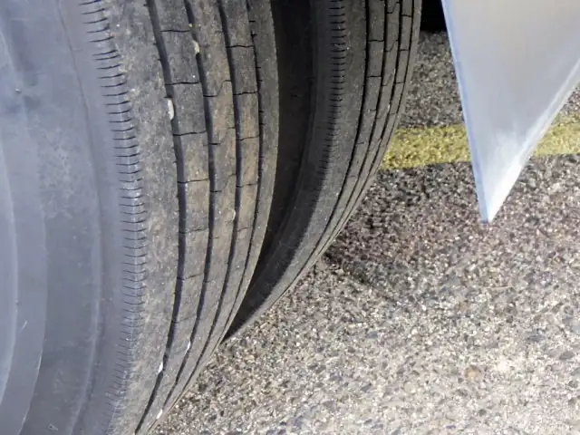 日野 デュトロ 小型 平ボディ パワーゲート 床鉄板の中古トラック画像20