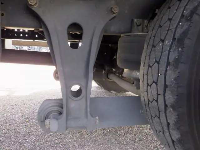 いすゞ フォワード 中型/増トン ウイング エアサス ベッドの中古トラック画像16