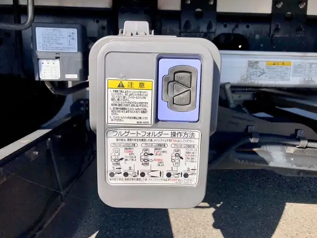 いすゞ フォワード 中型/増トン ウイング パワーゲート エアサスの中古トラック画像14