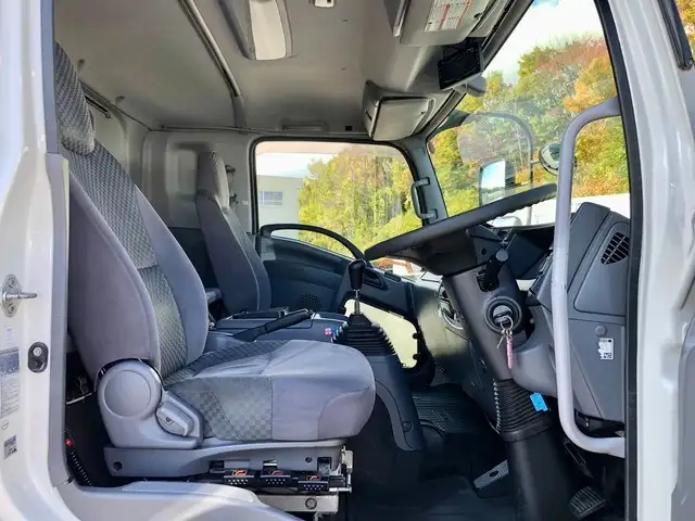 いすゞ フォワード 中型/増トン ウイング パワーゲート エアサスの中古トラック画像7