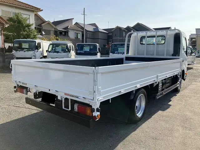 日野 デュトロ 小型 平ボディ 2RG-XZU710M R2の中古トラック画像4