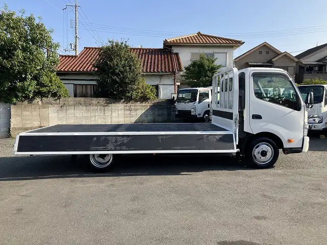 日野 デュトロ 小型 平ボディ 2RG-XZU710M R2の中古トラック画像6